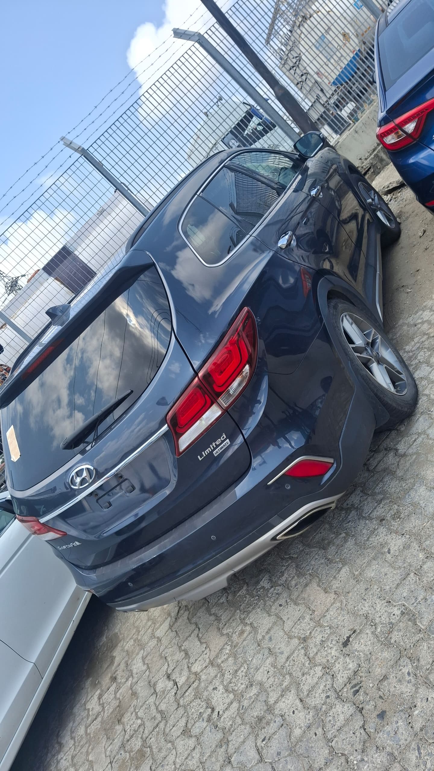 2017 Hyundai Santa FE Limited (ULTIMATE) — photo 13