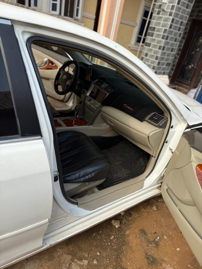 Nigeria Used Toyota Camry — photo 6