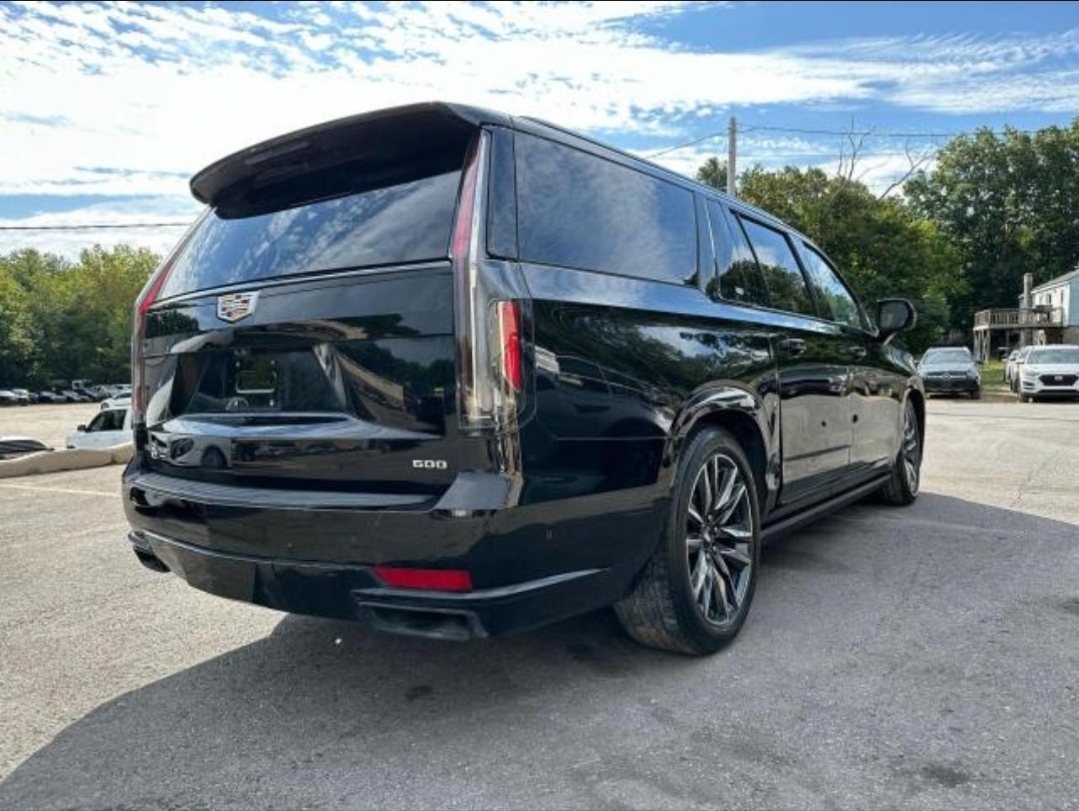 2021 Cadillac Escalade — photo 5