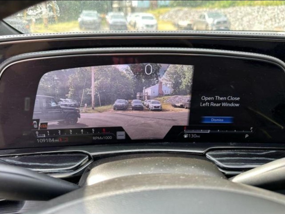 2021 Cadillac Escalade — photo 7