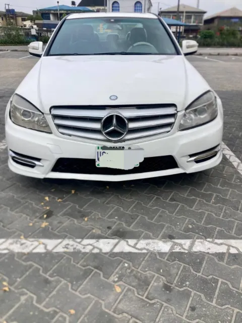 2008 Mercedes-Benz C300
