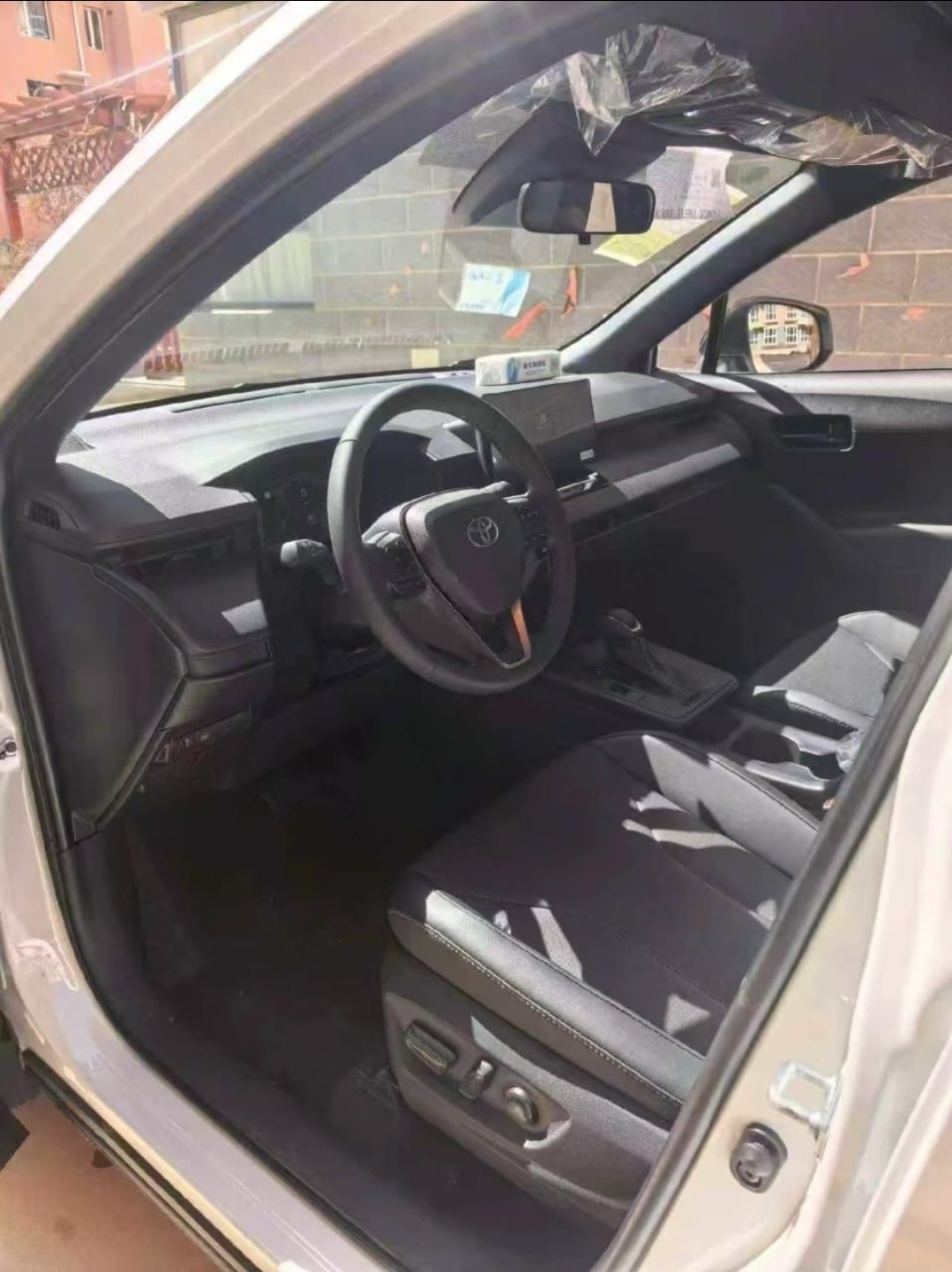 2025 Toyota Corolla Cross (Pre-Order) — photo 5