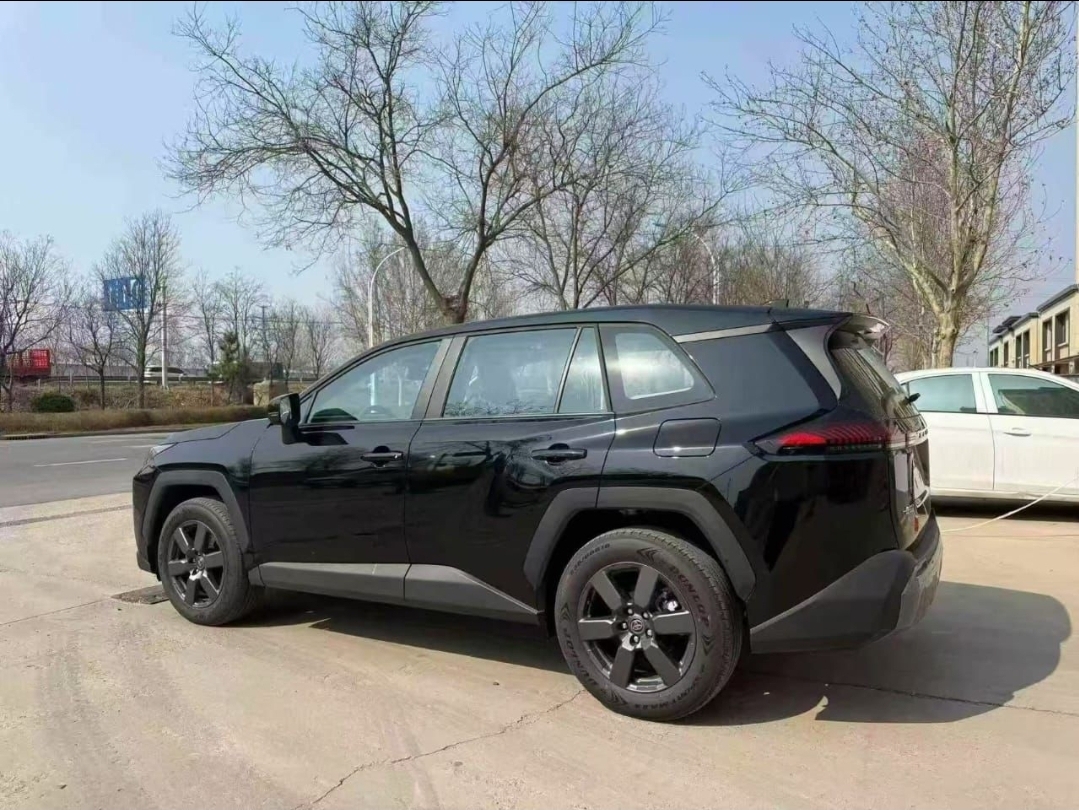 2026 Toyota Rav4 (Pre-Order) — photo 5