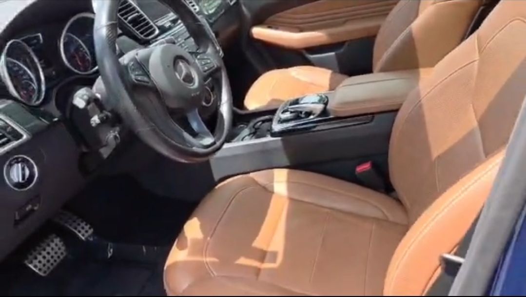 2017 Mercedes-Benz AMG GLE 43 — photo 5