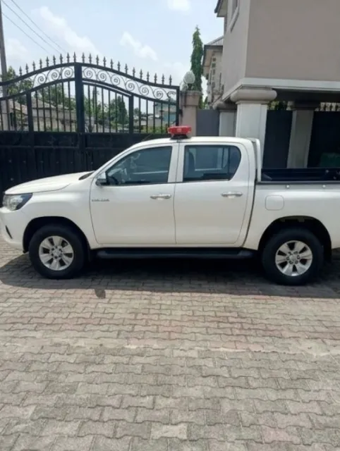2015 Toyota Hilux