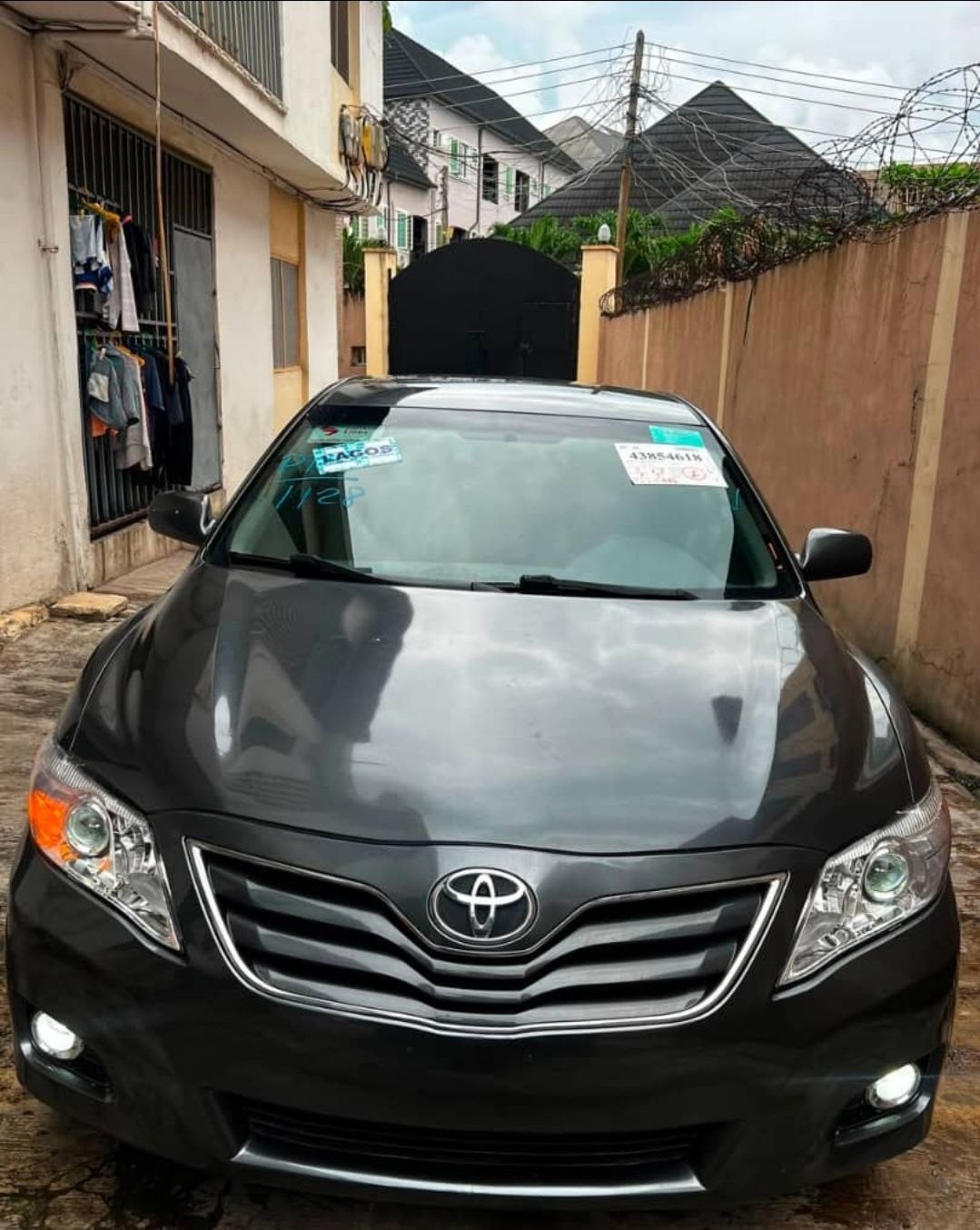 2011 Toyota Camry (Full Option) — photo 2