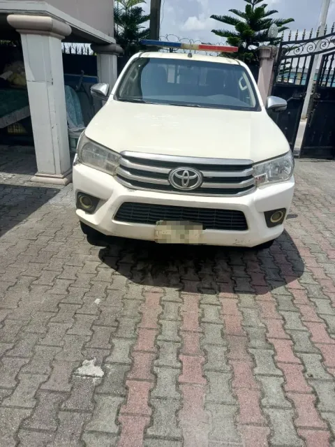 2015 Toyota Hilux