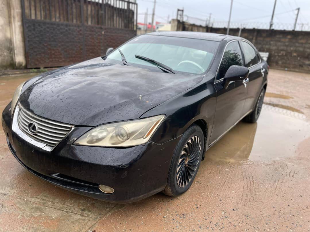 2009 Lexus ES350 — photo 1