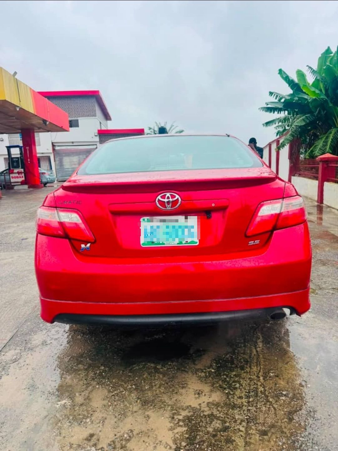 2011 Toyota Camry — photo 1
