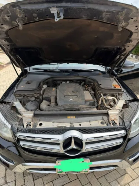 2018 Mercedes-Benz GLC 300 (4MATIC)